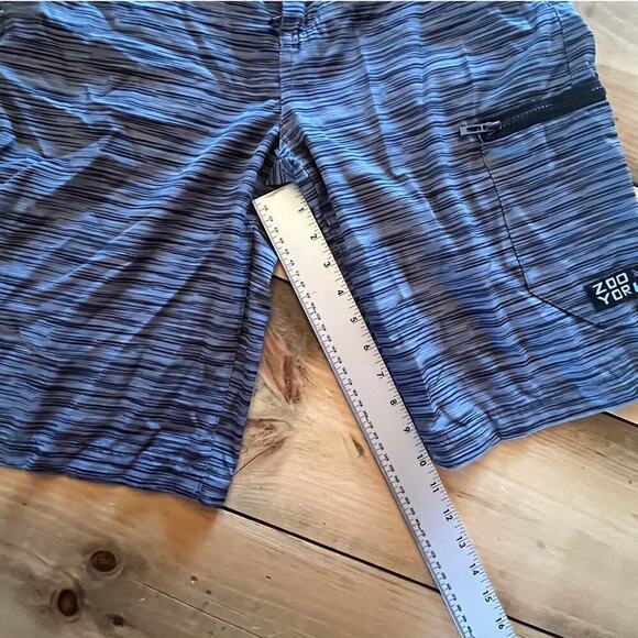 Zoo York Men's Striped performance chino style shorts. Buckle. Pockets Size 30 - Picture 8 of 9